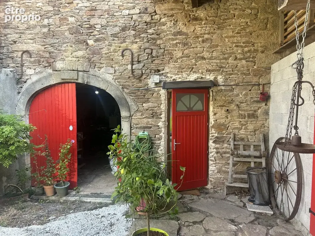 Ensemble de caractère - ancienne grange amenagee  + studio independant - potentiel multiple - vallee du tarn - photo 13