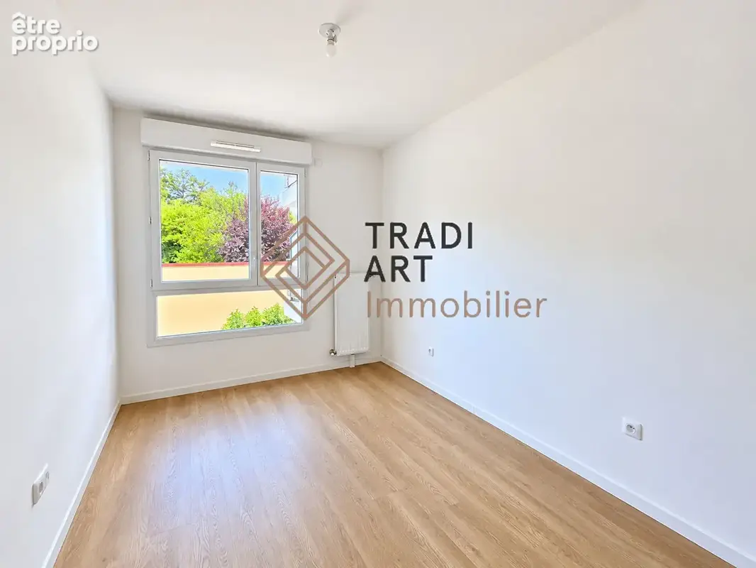 Appartement 4 pièces à vendre - ste genevieve des bois - photo 5