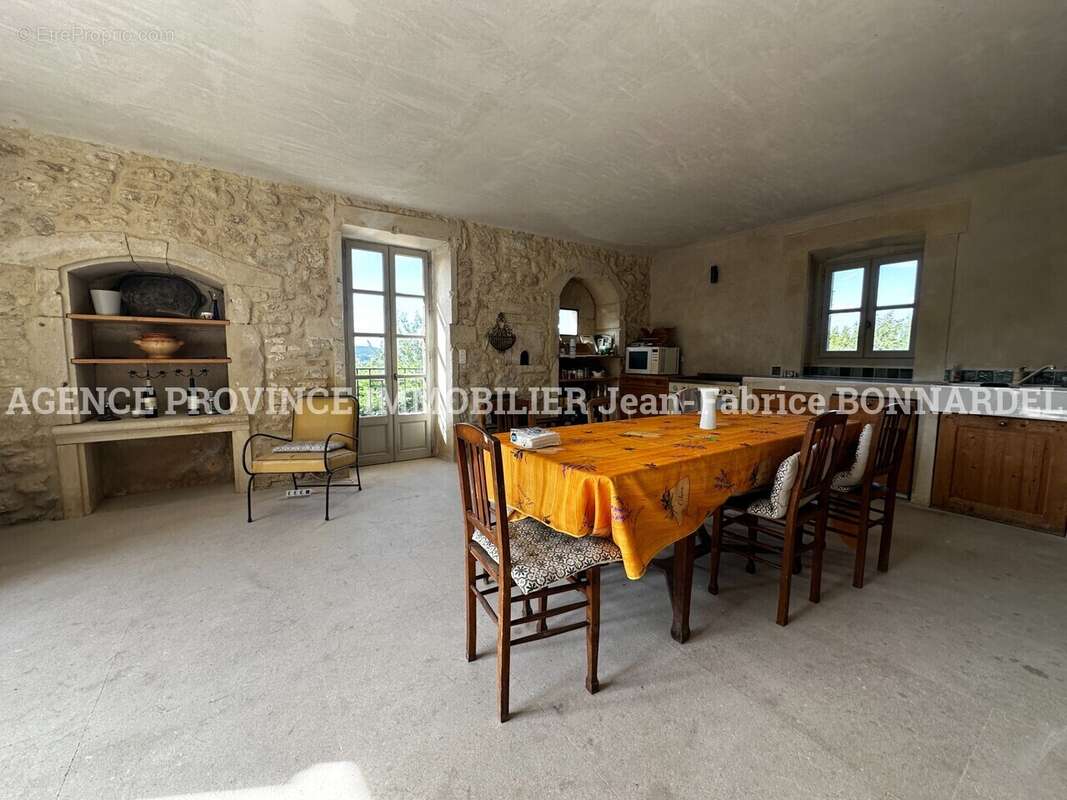 Maison à CHANTEMERLE-LES-GRIGNAN