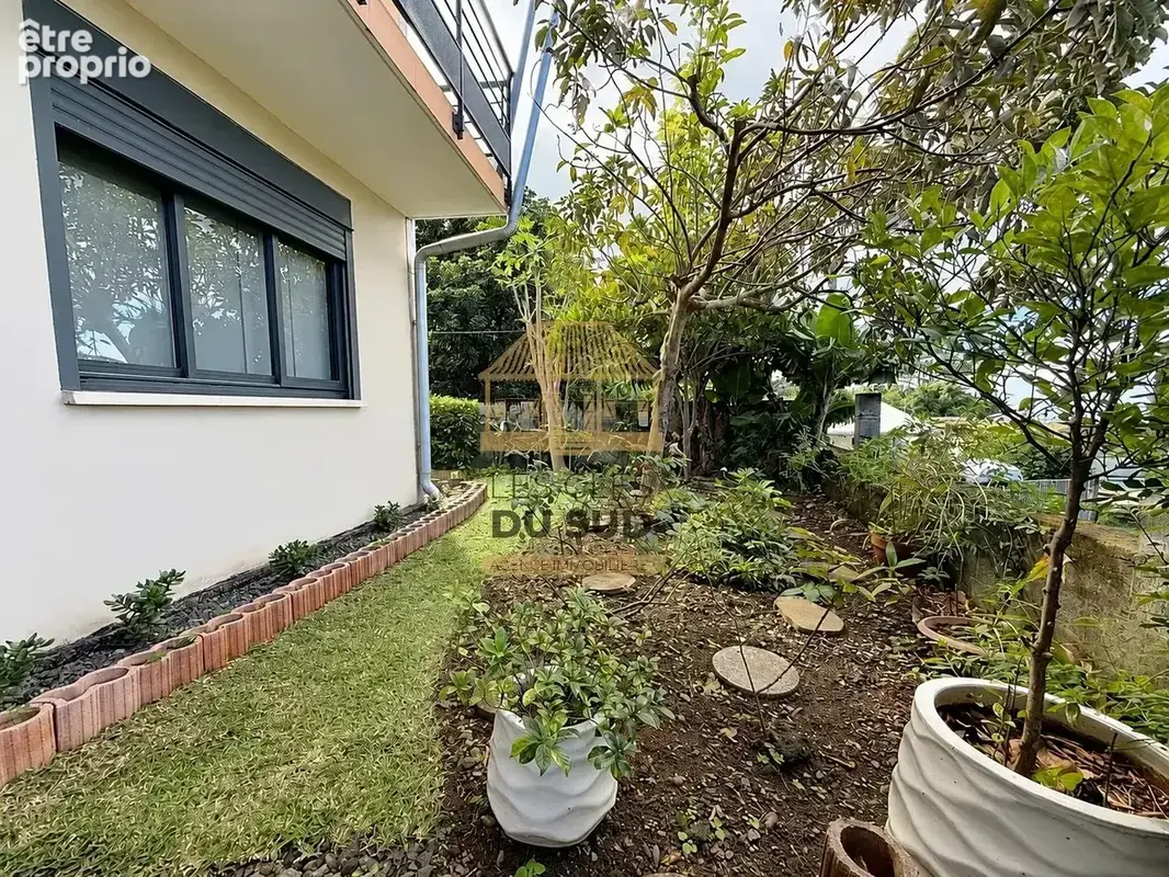 À vendre - villa de type t3 de 102,68m² environ -saint-joseph- 329 000€ - photo 9