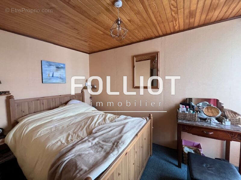 Maison à SAINT-MICHEL-DE-MONTJOIE