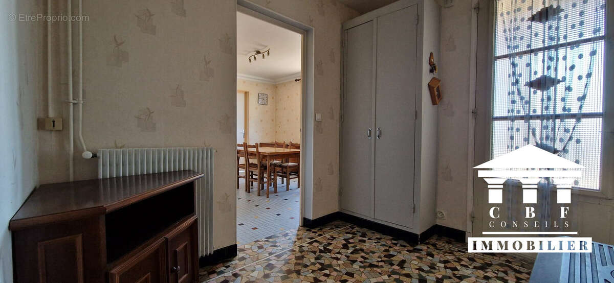 Maison à L'ABERGEMENT-SAINTE-COLOMBE