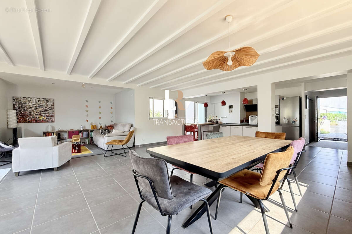 Maison à LA ROCHELLE