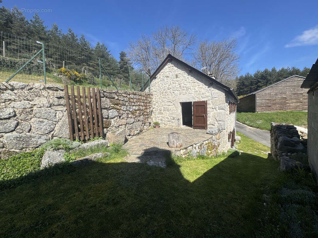 Maison à FONTANS