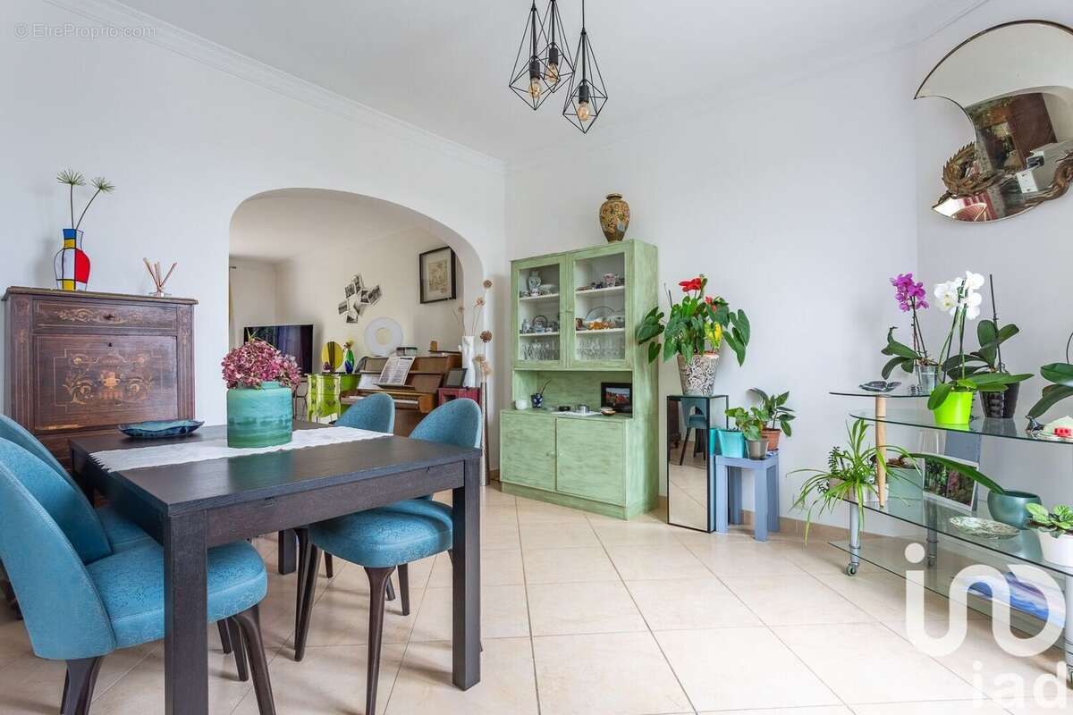 Photo 2 - Maison à SAVIGNY-SUR-ORGE