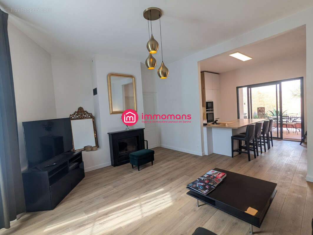 Maison à LA SUZE-SUR-SARTHE