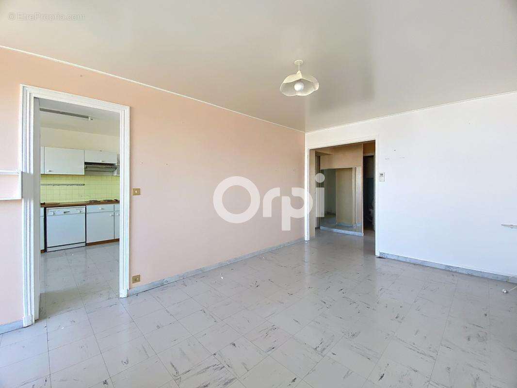 Appartement avec Garage et vue mer à Vendre - photo 9