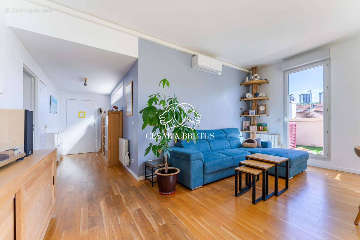 Appartement à LYON-9E