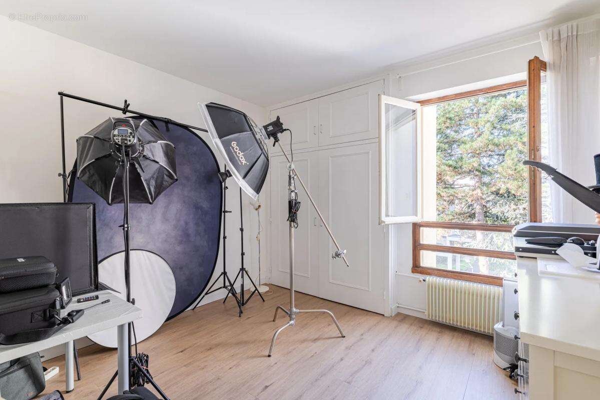 Appartement à BAGNEUX