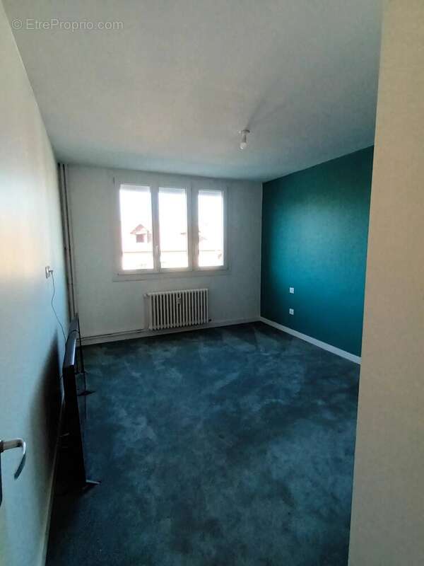 Appartement à MONTCEAU-LES-MINES