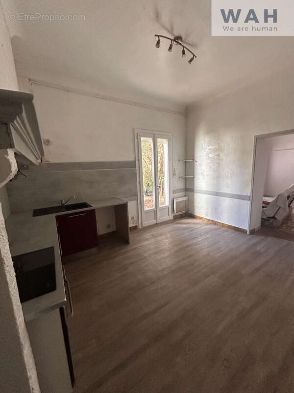 Maison à VERGEZE