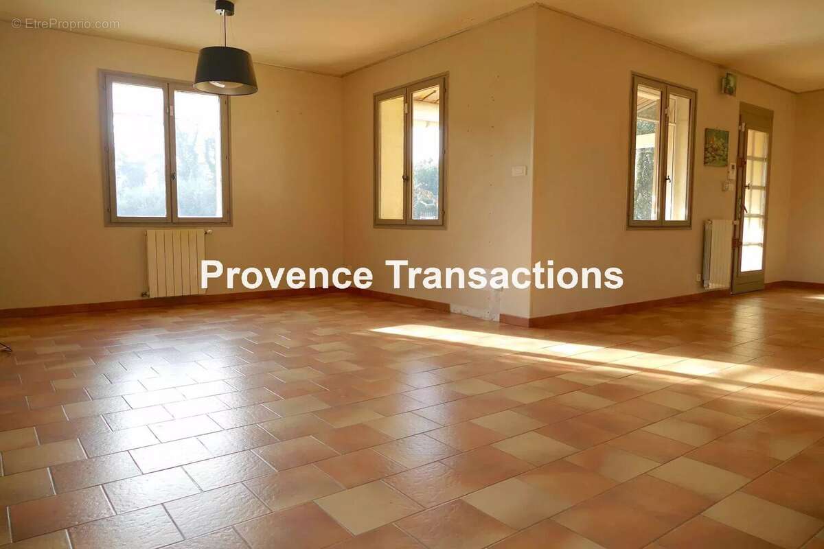 Maison à BEAUMES-DE-VENISE