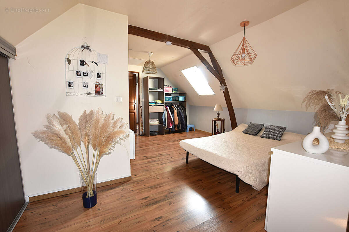 Maison à JALIGNY-SUR-BESBRE