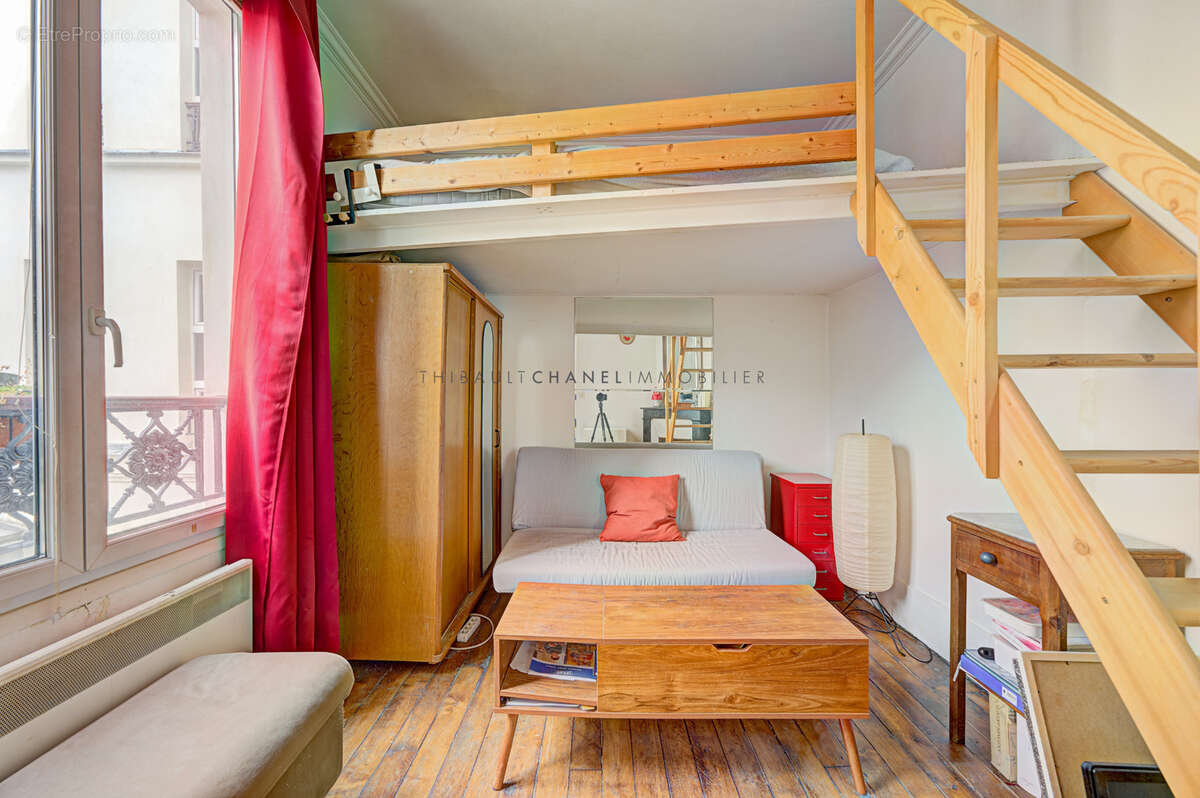 Appartement à PARIS-2E