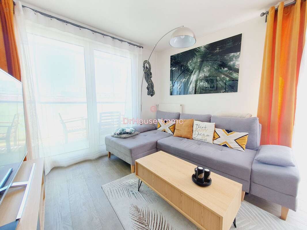 Appartement à COLOMBES