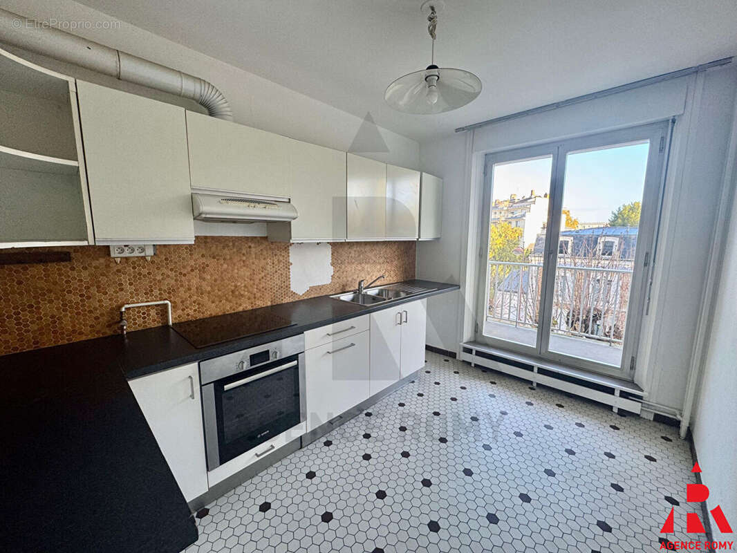 Appartement à VERSAILLES