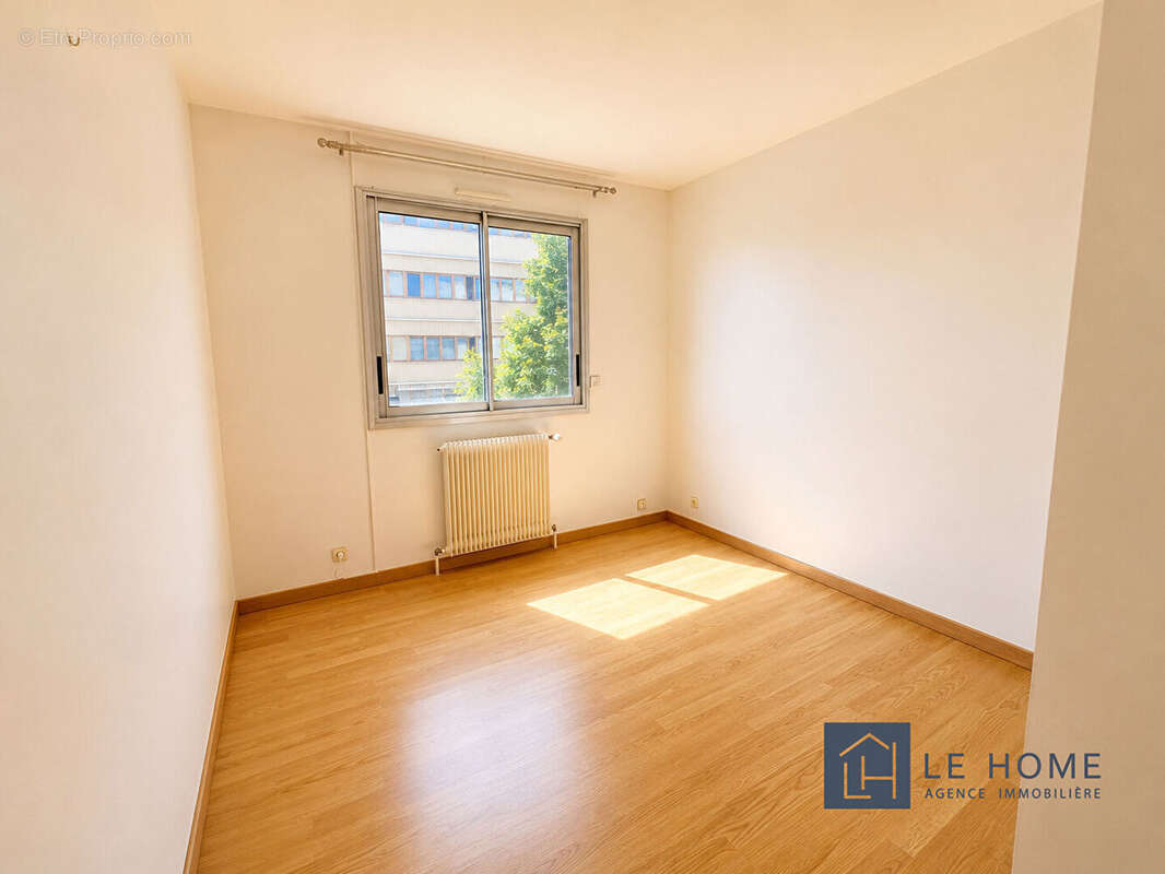 Appartement à TASSIN-LA-DEMI-LUNE