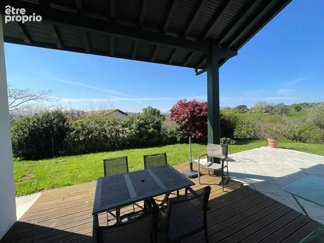 Ustaritz, Propriété familiale avec vue montagnes - photo 12