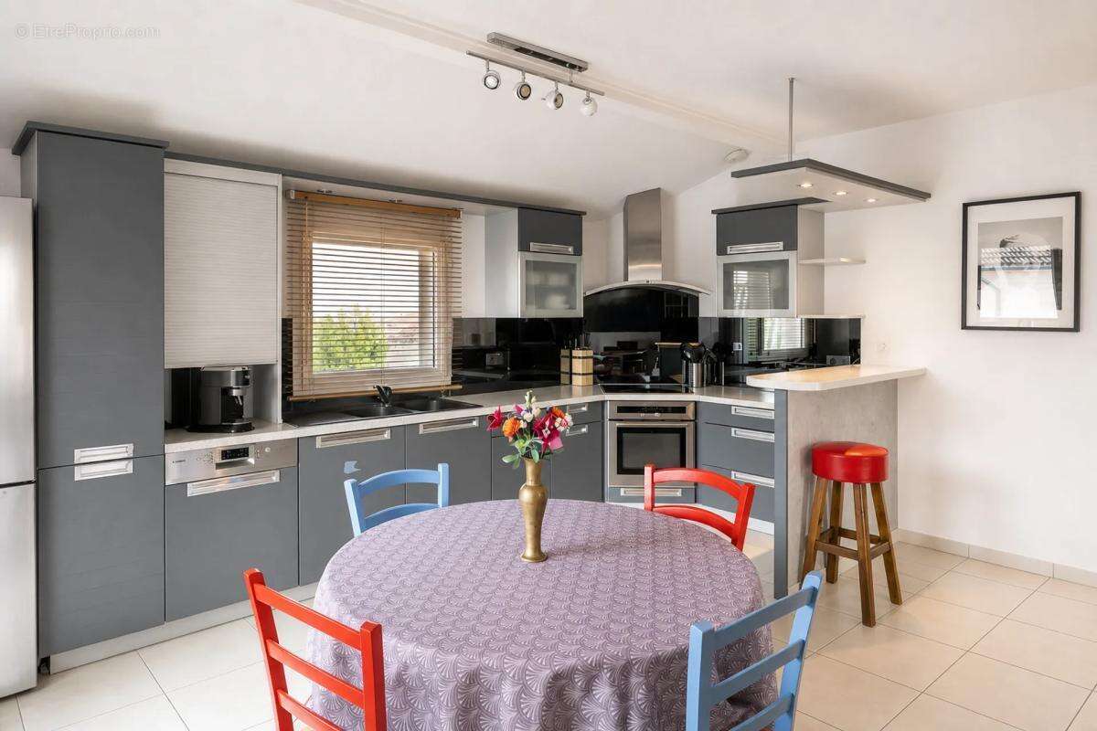 Appartement à VALENCIN