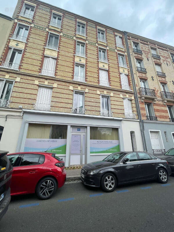 Commerce à COLOMBES