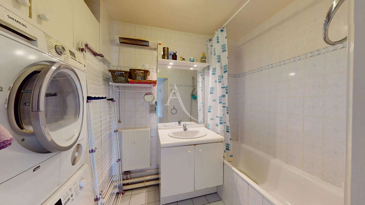 Appartement à VILLENEUVE-LA-GARENNE