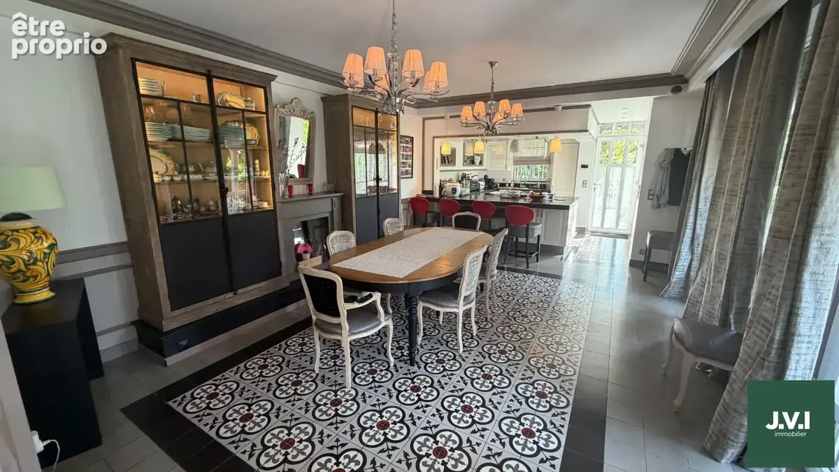 A VENDRE Maison Soisy Sous Montmorency 9 pièce(s) 360 m2 - photo 3