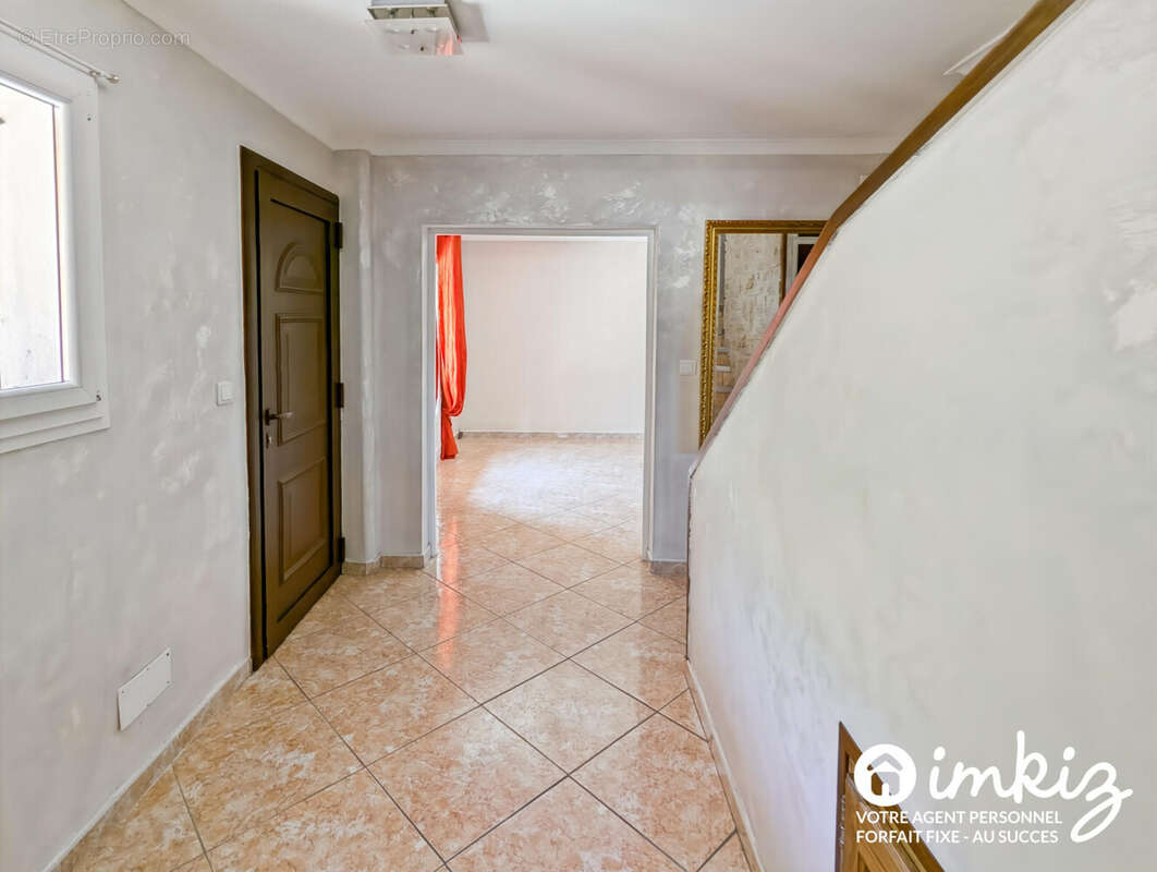 Maison 6 pièces avec studio indépendant et piscine - photo 5