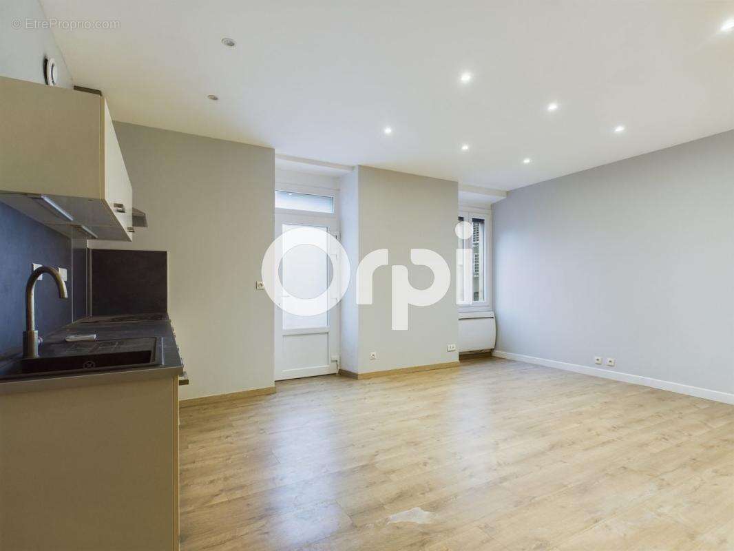 Appartement à VILLARD-BONNOT