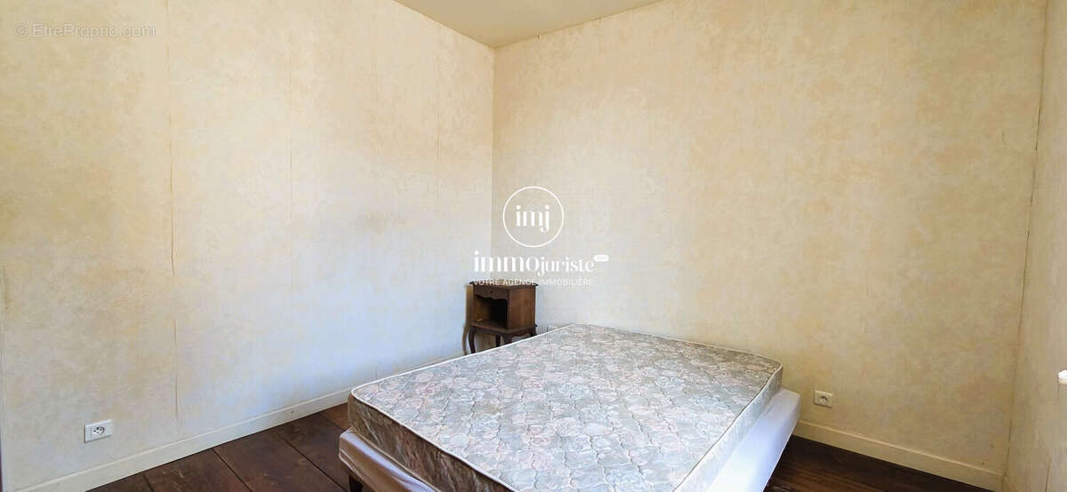 Maison 143 m² à Saint-Medard-D'excideuil  - photo 8
