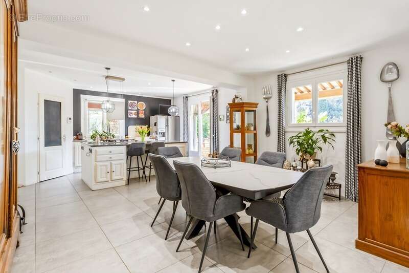 Maison à vendre 6 pièces GARRIGUES SAINTE EULALIE (30) - photo 12