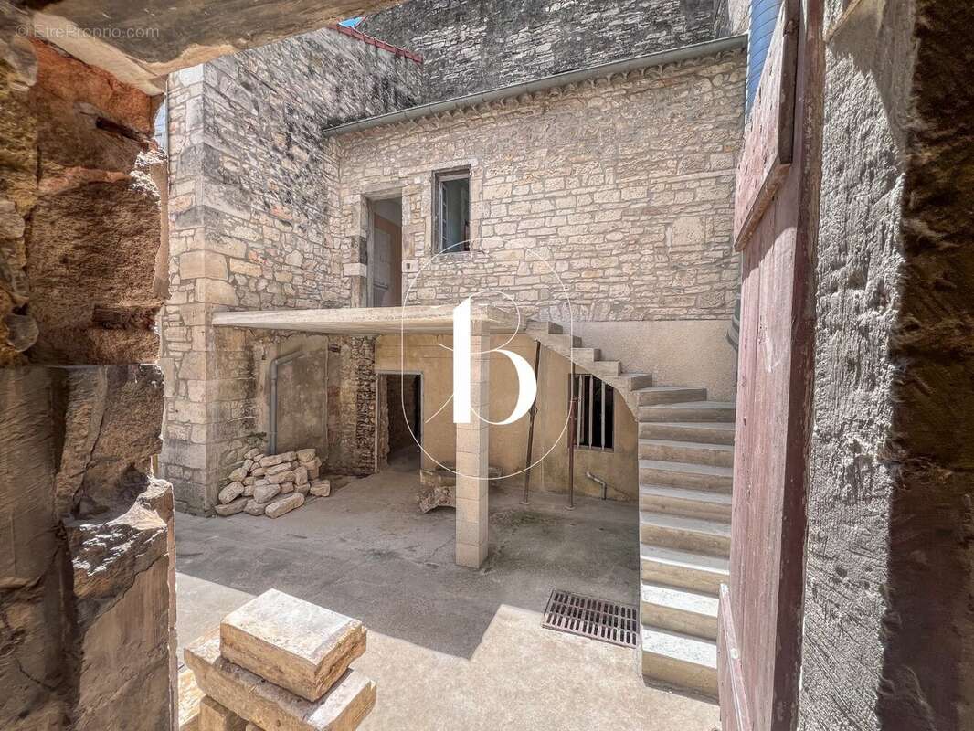 Maison 165 m² à Barjac  - photo 4