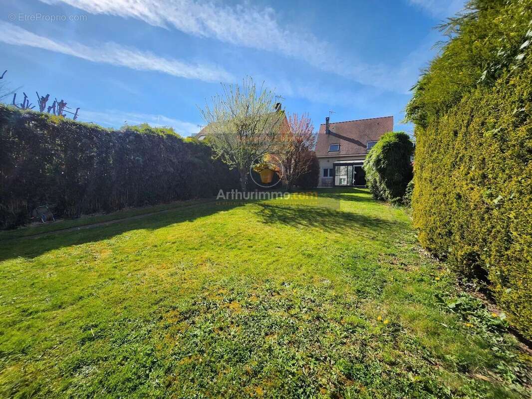 Maison à ORMESSON-SUR-MARNE