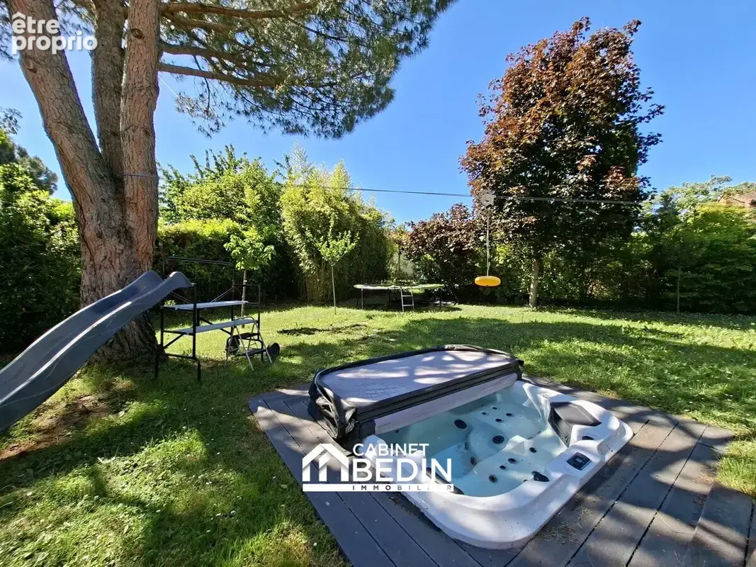 Maison 175 m² à Sainte-Foy-D'aigrefeuille  - photo 3
