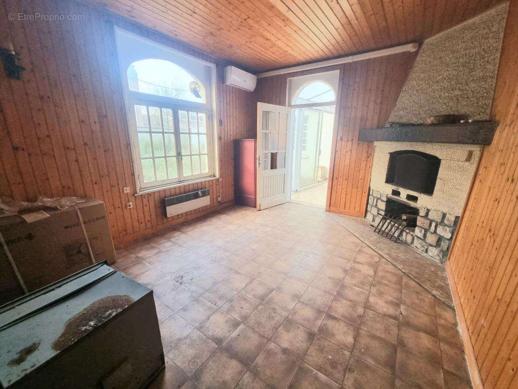 Maison à BEAUVOIS-EN-CAMBRESIS