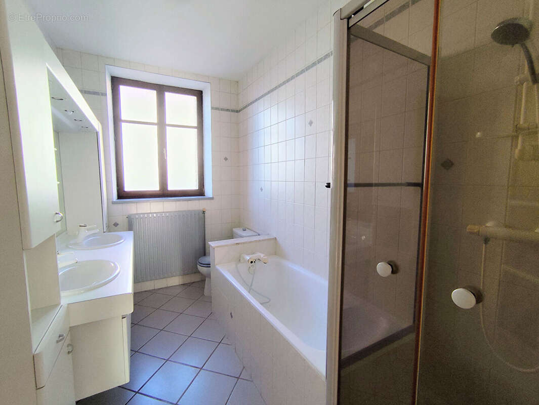 Appartement à BLAINVILLE-SUR-L'EAU