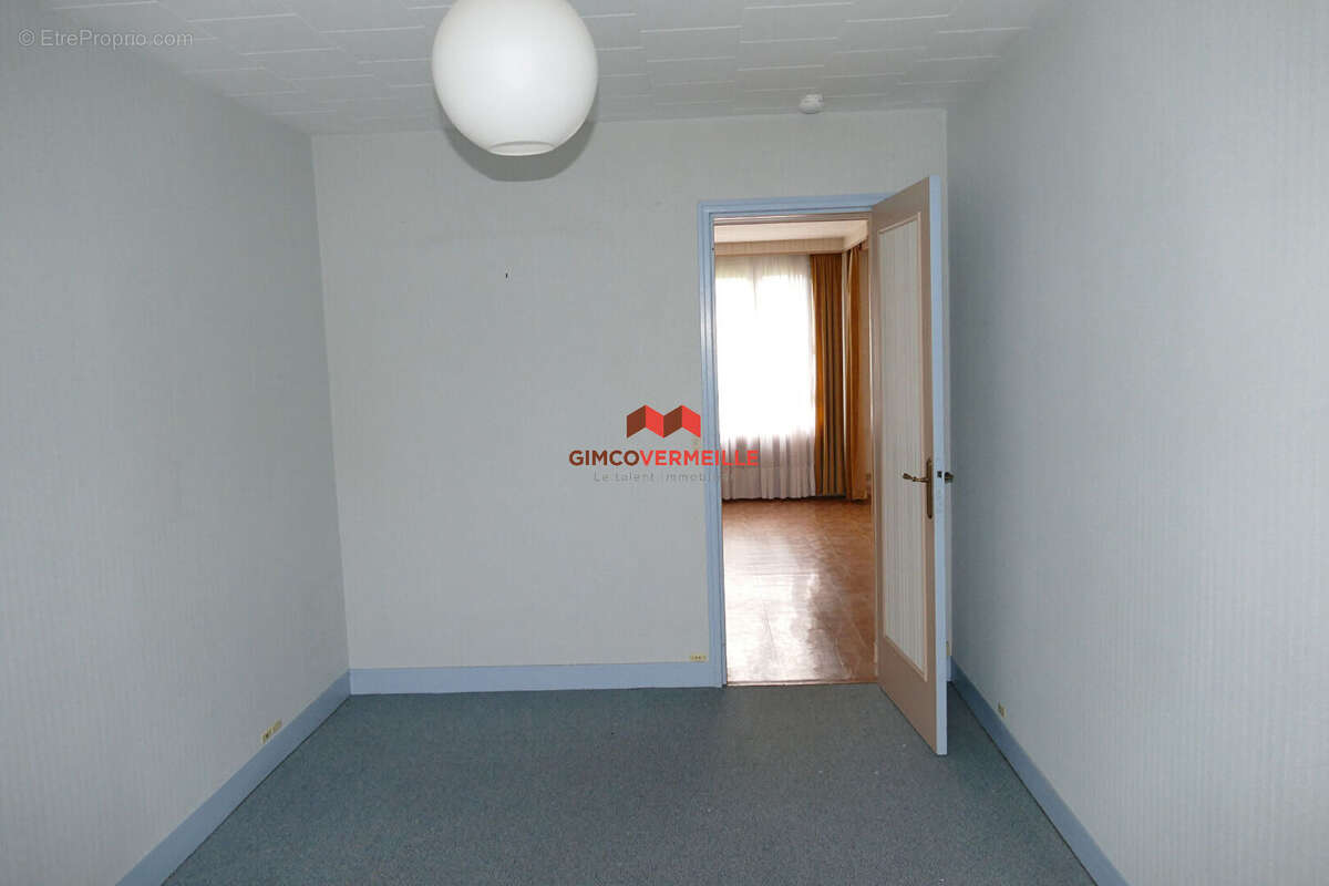 Appartement à RUEIL-MALMAISON