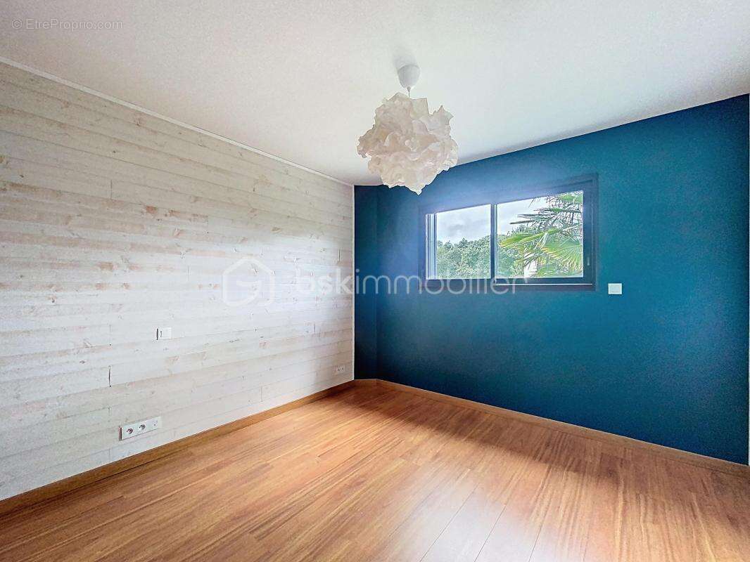 Maison à PLOUER-SUR-RANCE