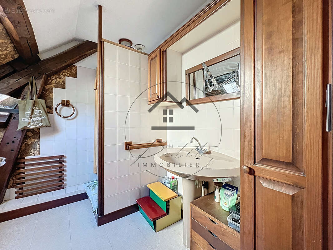 Maison à CIRES-LES-MELLO