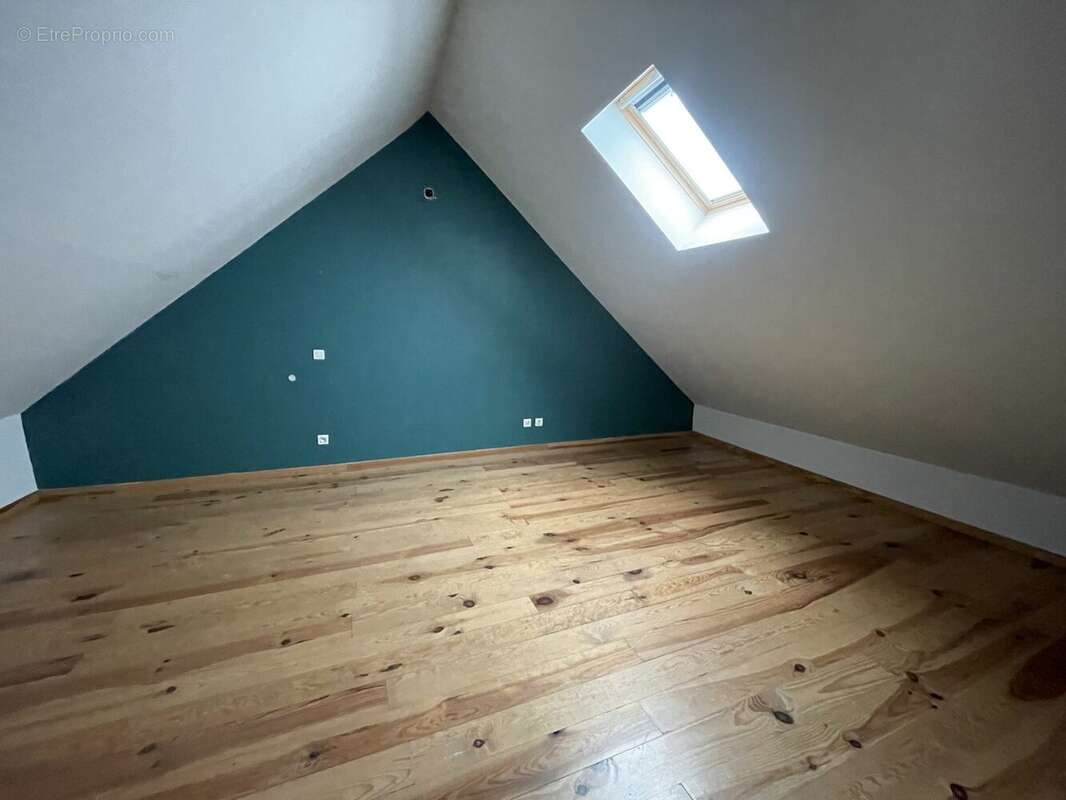 Appartement à GUISE