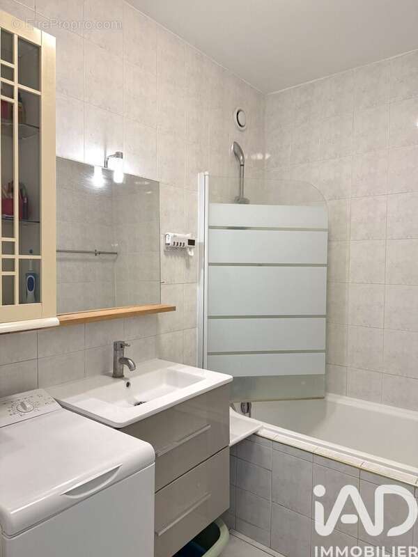 Photo 8 - Appartement à AUBERVILLIERS