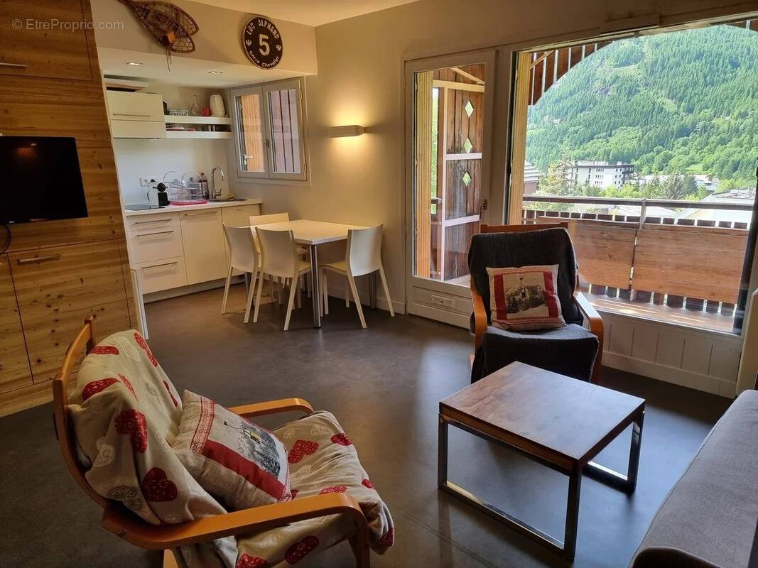 Appartement à SAINT-CHAFFREY