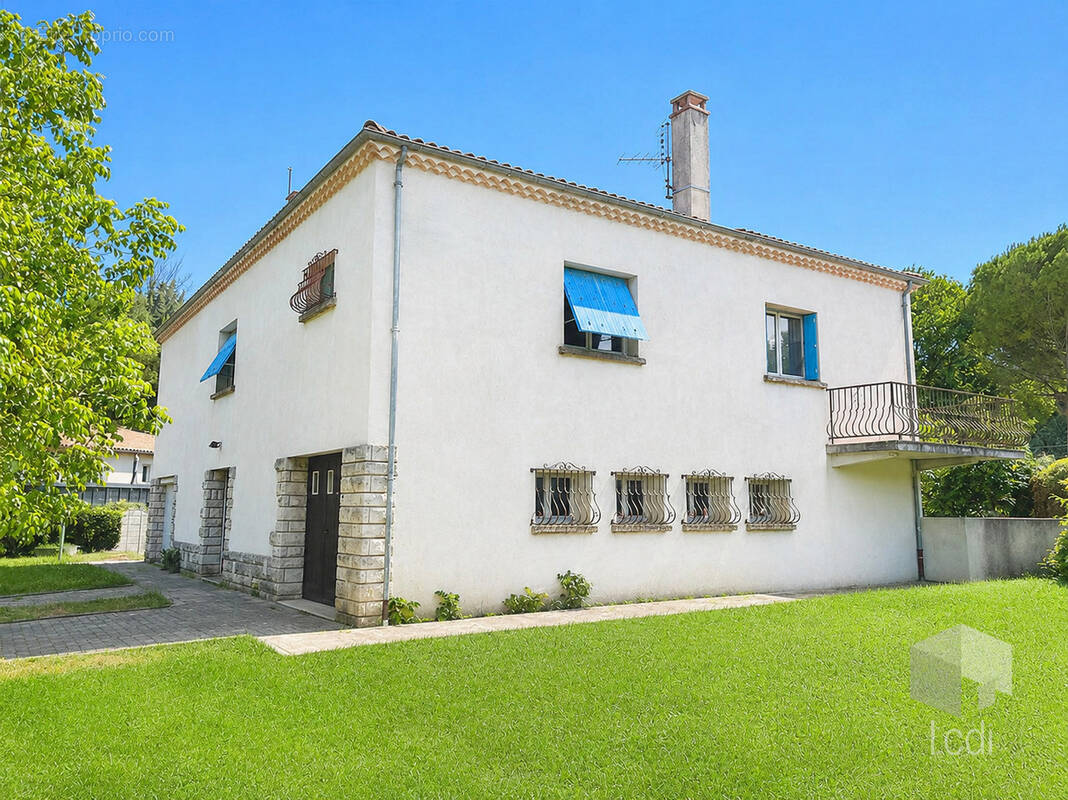 Maison à LE TEIL
