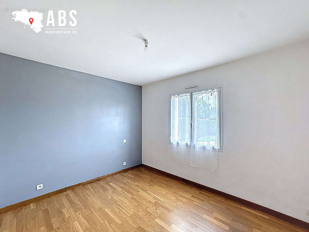 Maison 135 m² à Marzan  - photo 11