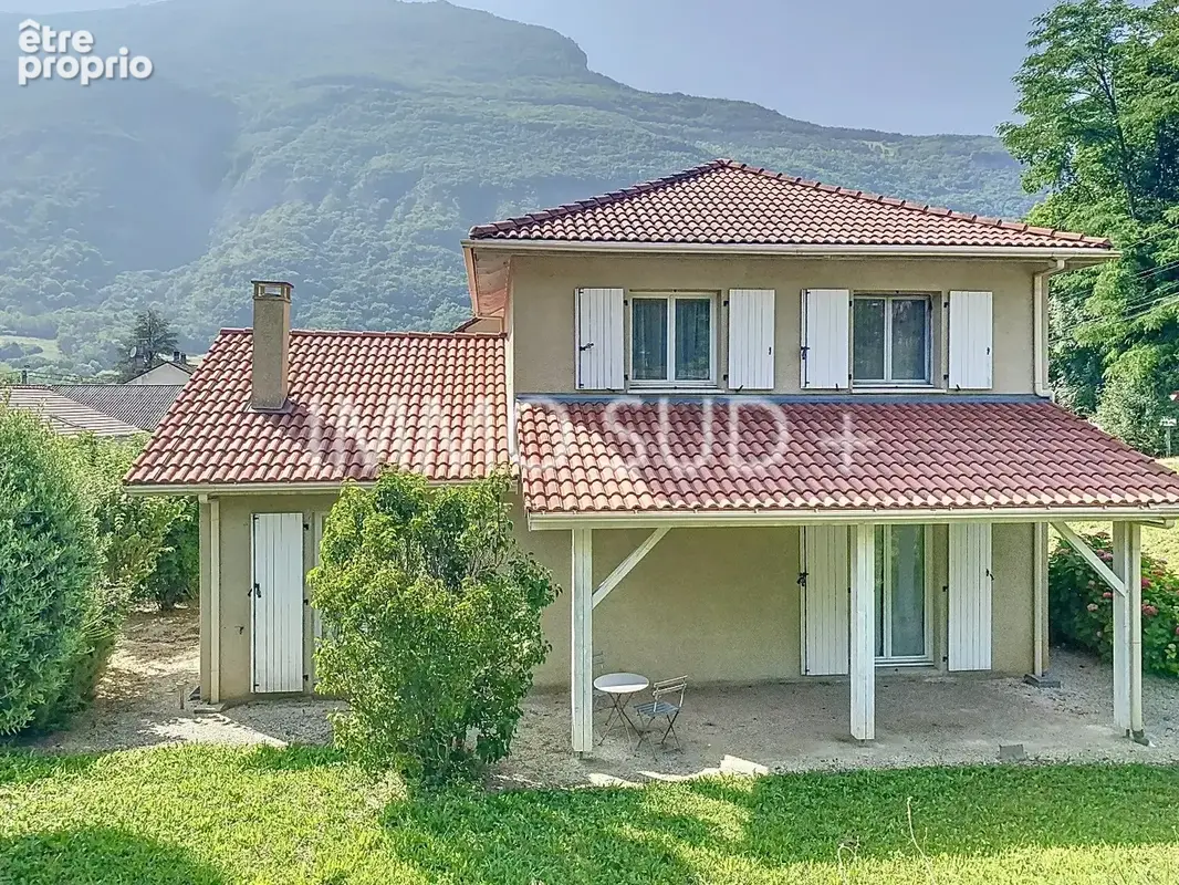 Maison à VIF