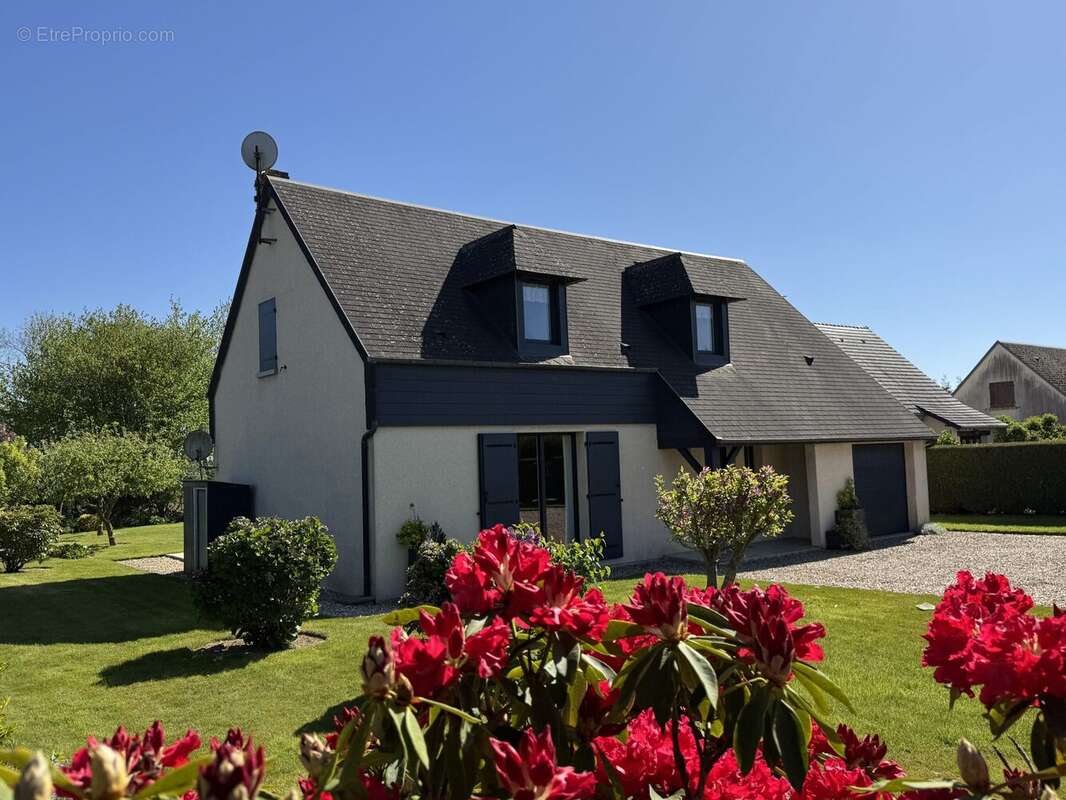 Maison à CANY-BARVILLE