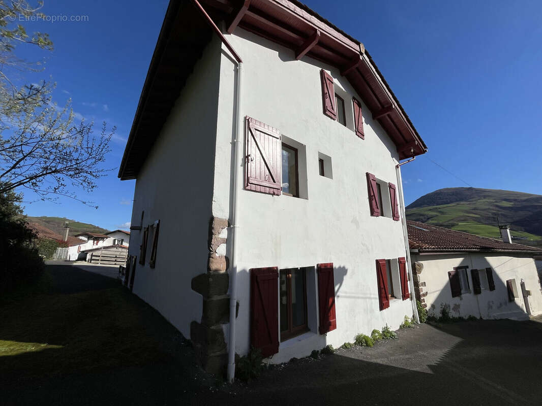 Photo 4 - Maison à SAINT-ETIENNE-DE-BAIGORRY