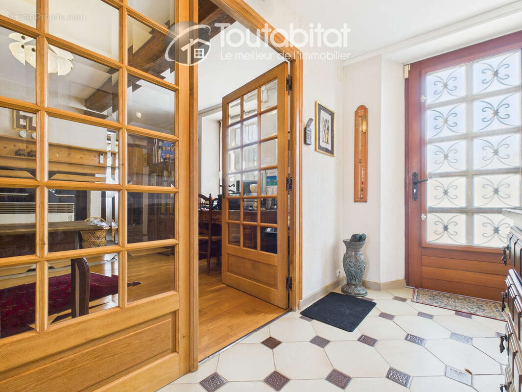 Maison 180 m² à Novy-Chevrieres  - photo 101