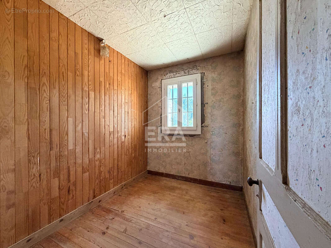 Maison à FLEAC