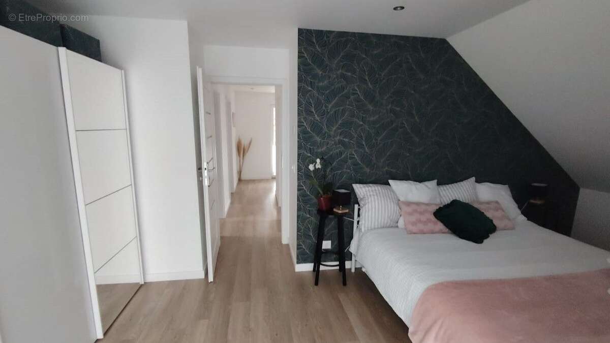 Maison à CHAMPAGNE-SUR-OISE