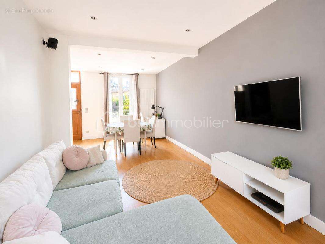 Maison à AULNAY-SOUS-BOIS